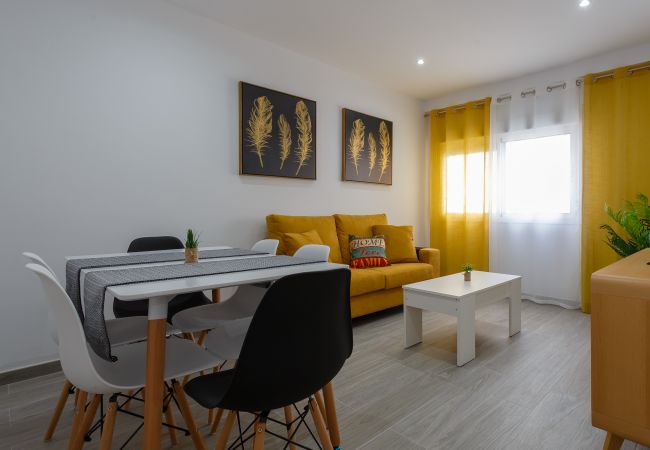 Apartamento en Cádiz - Apartamento TESORO de la Caleta by Cadiz4Rentals