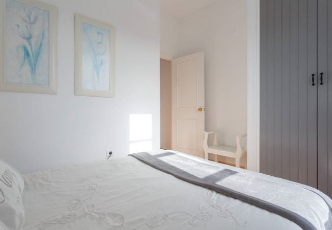 Estilo y confort en tu dormitorio del centro de Jerez Estilo y confort en tu dormitorio del centro de Jerez