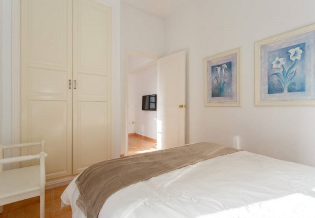 Cómodo y moderno, tu apartamento en el centro de Jerez Cómodo y moderno, tu apartamento en el centro de Jerez