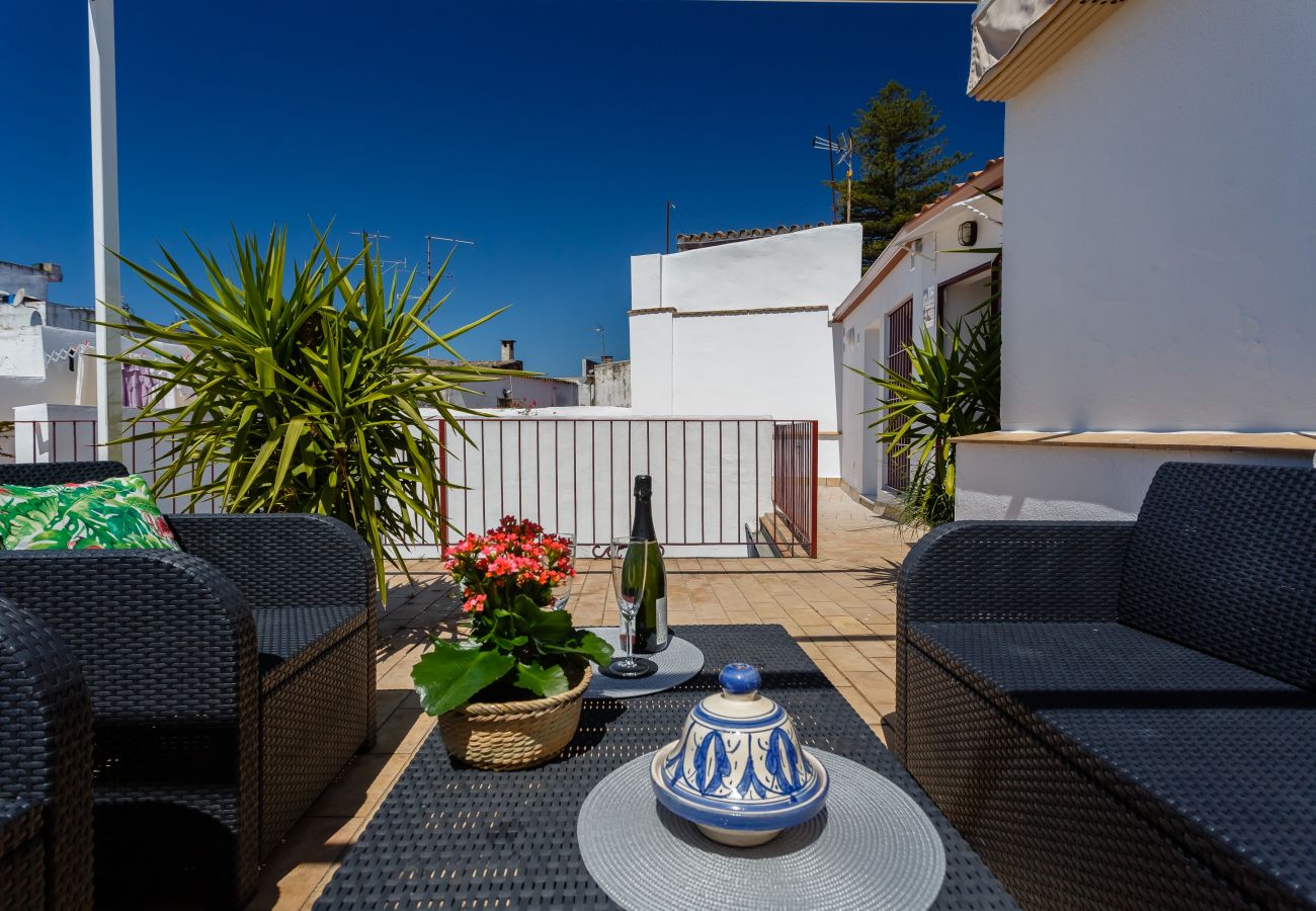 Una terraza llena de luz en el centro de Jerez Una terraza llena de luz en el centro de Jerez