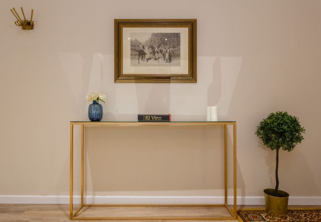 Elegancia y estilo en tu apartamento de Jerez Elegancia y estilo en tu apartamento de Jerez
