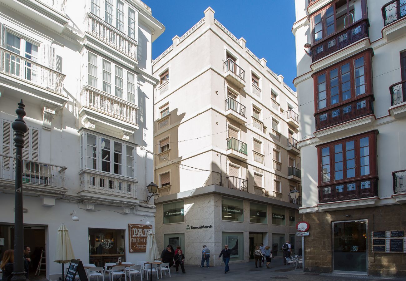 Apartamento en Cádiz - COLON15 Family Home by Cadiz4Rentals