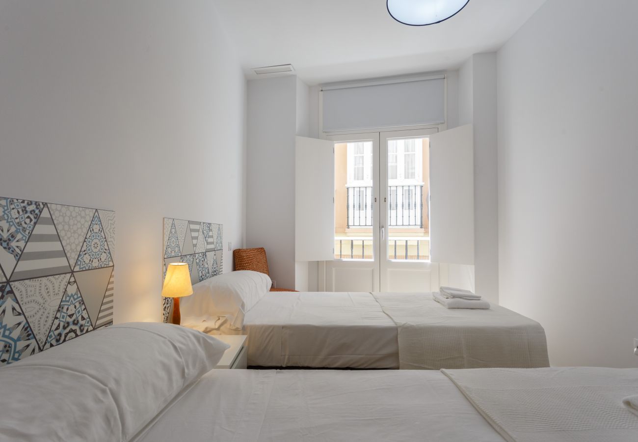 Apartamento en Cádiz - COLON15 Family Home by Cadiz4Rentals
