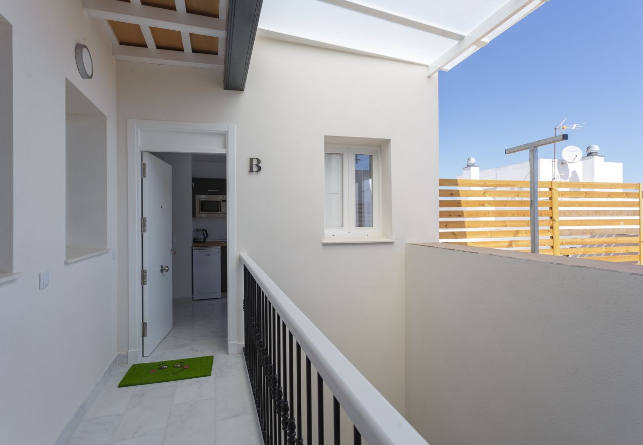 Estudio en Cádiz - Atico con terraza - BRUJULA by Cadiz4Rentals