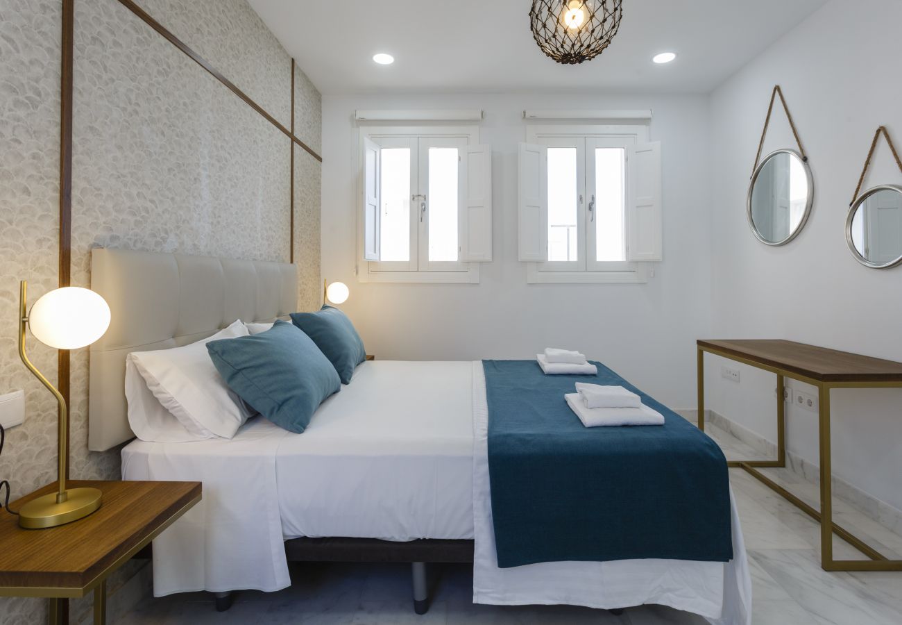 Estudio en Cádiz - Atico con terraza - BRUJULA by Cadiz4Rentals