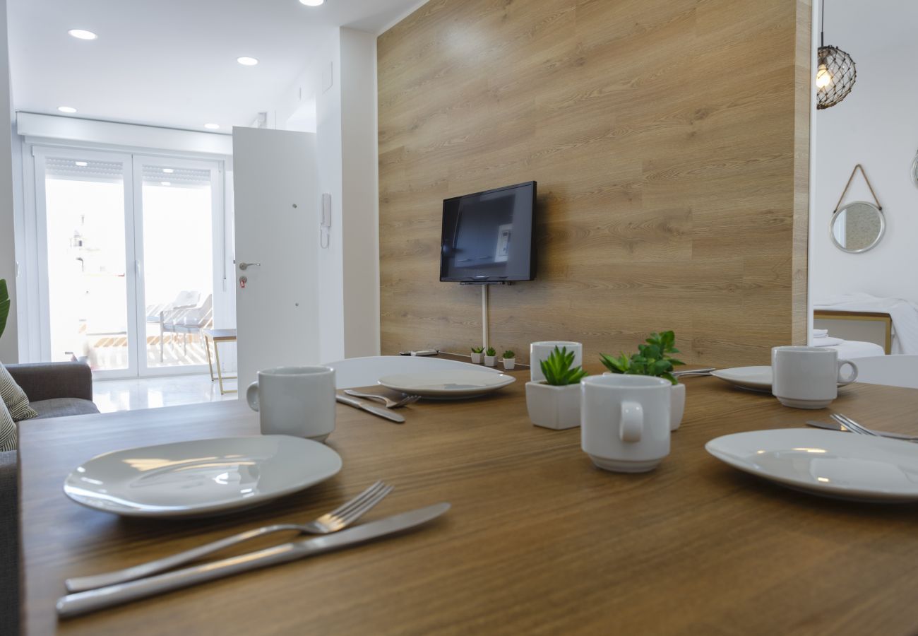 Estudio en Cádiz - Atico con terraza - BRUJULA by Cadiz4Rentals