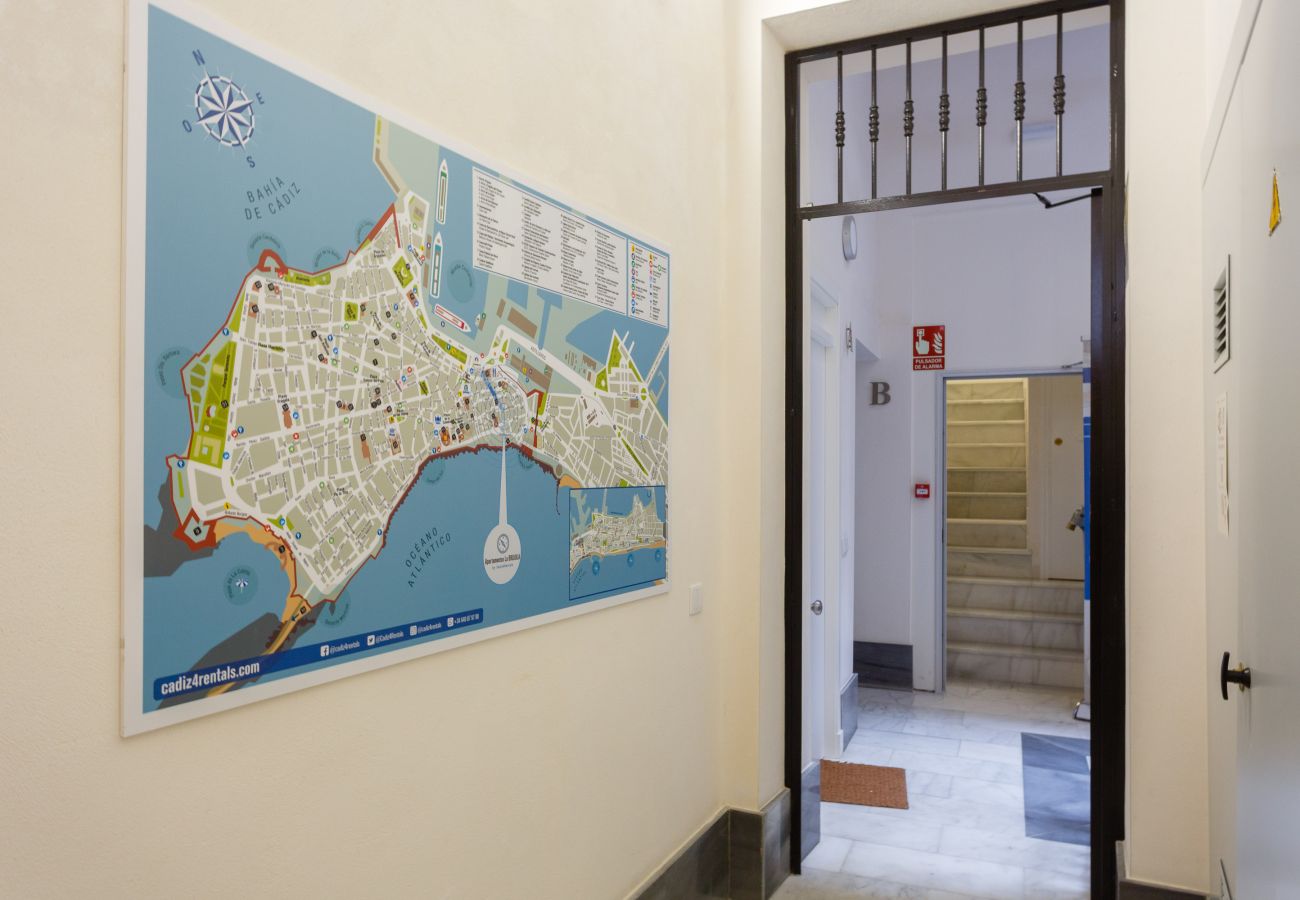 Estudio en Cádiz - Atico con terraza - BRUJULA by Cadiz4Rentals