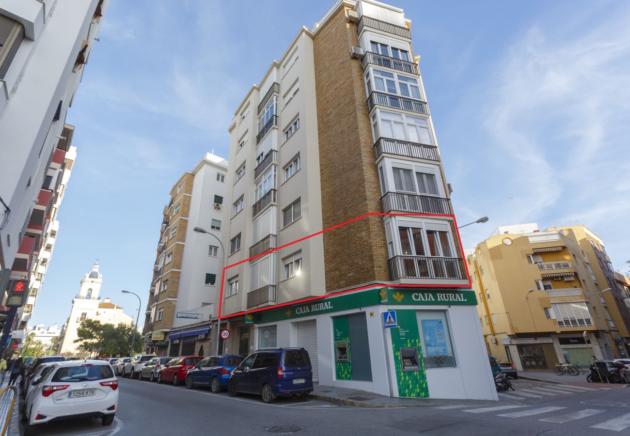 Apartamento en Cádiz - PUERTA del MAR Family Home by Cadiz4Rentals	