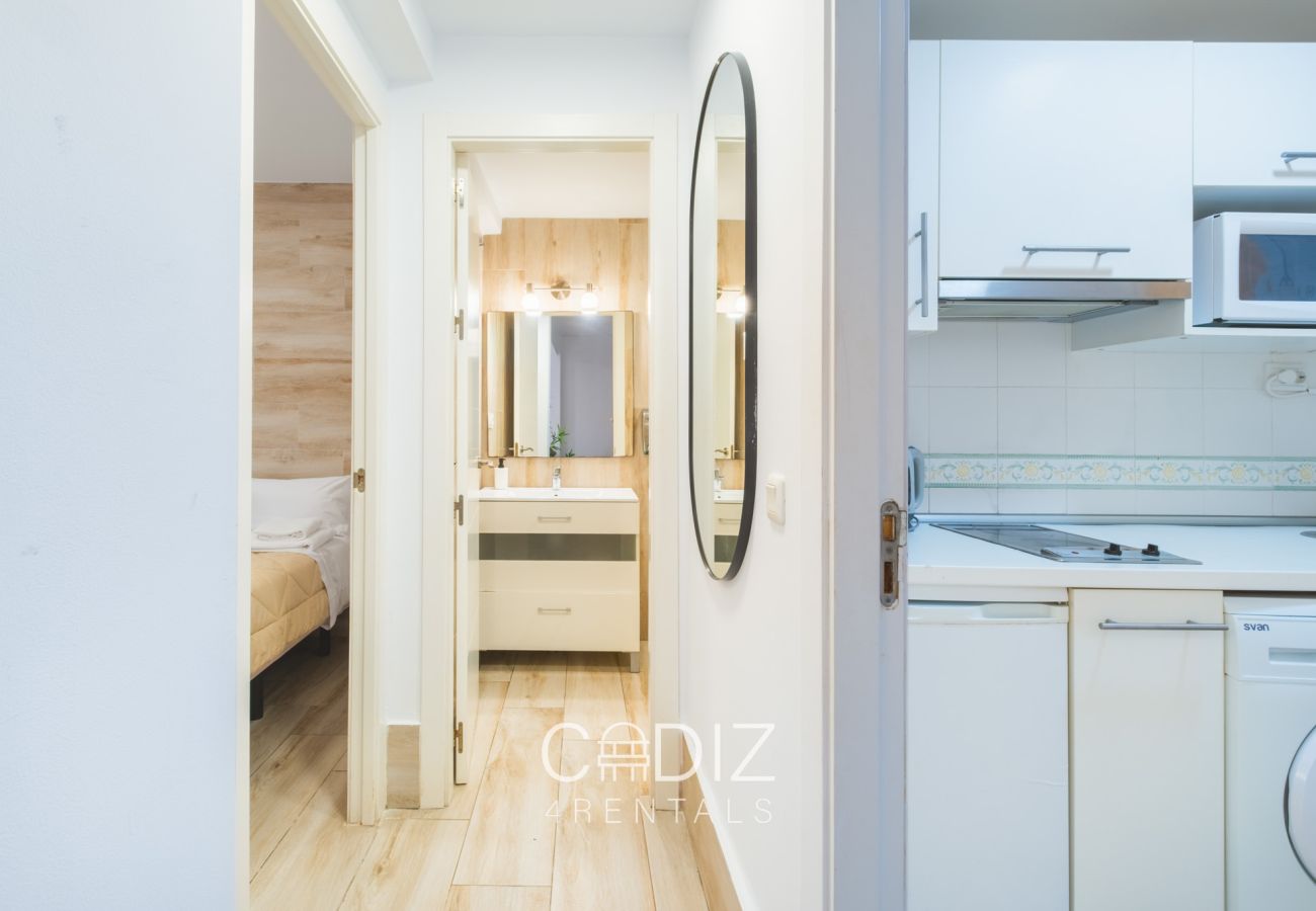 Apartamento en Cádiz - Apartamento con patio - Hostal IMAR by Cadiz4Rentals