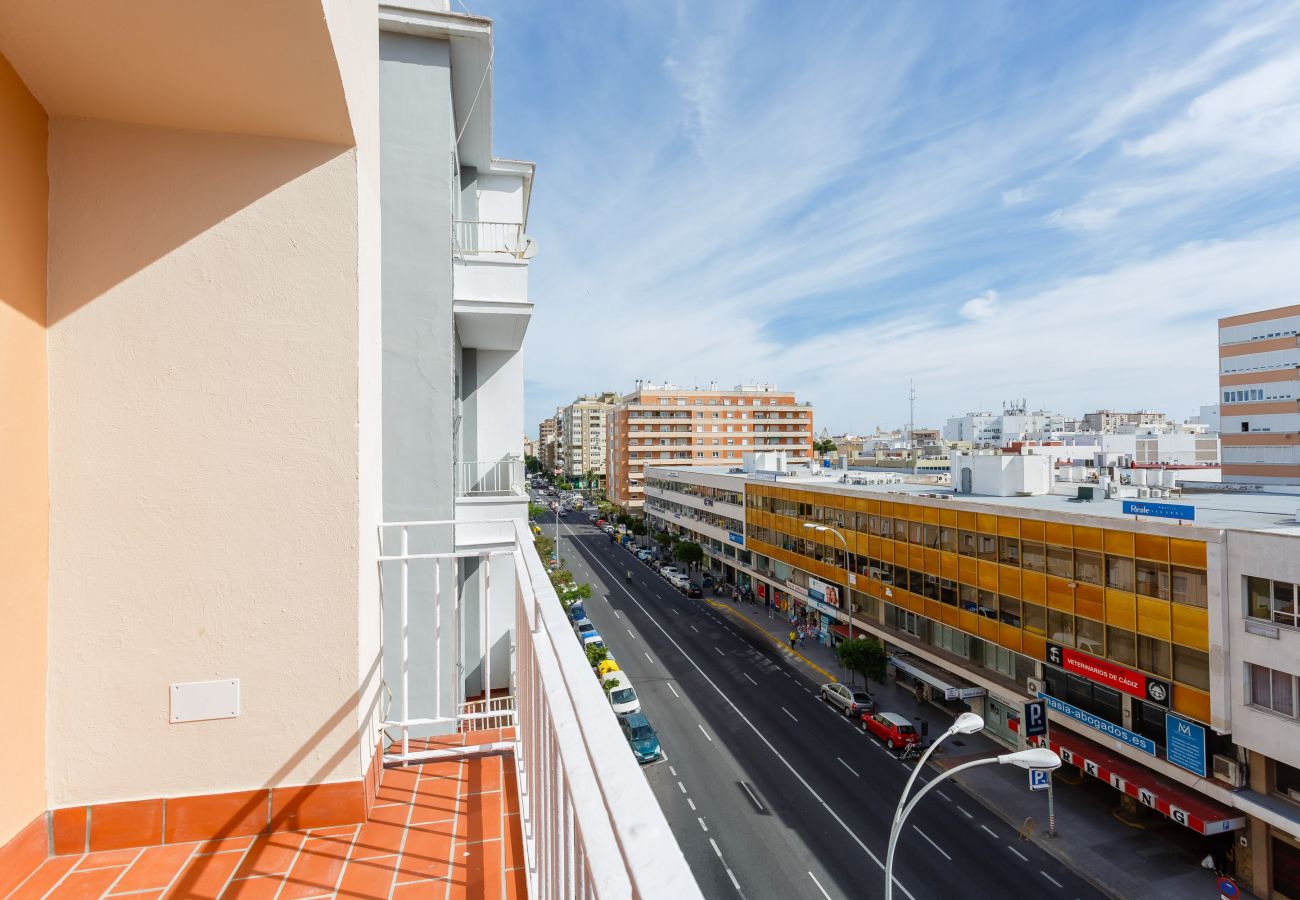 Apartament en Cádiz - FARO Family Home by Cadiz4Rentals	