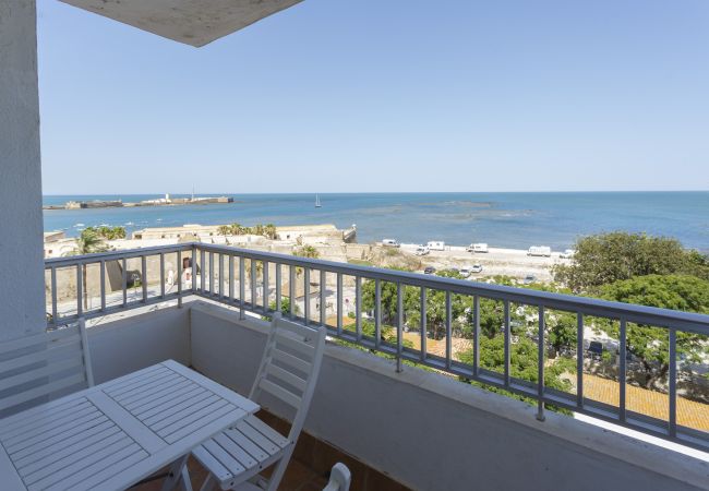  en Cádiz - OCEANO Family Home free parking by Cadiz4Rentals