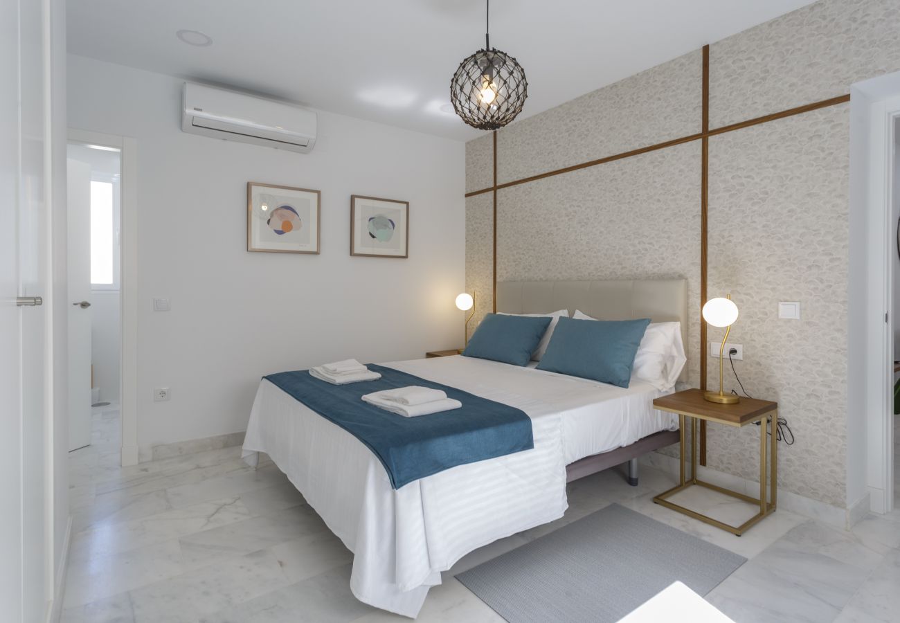 Apartament en Cádiz - Apartamento planta baja con terraza - BRUJULA by Cadiz4Rentals