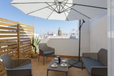 Estudi en Cádiz - Atico con terraza - BRUJULA by...