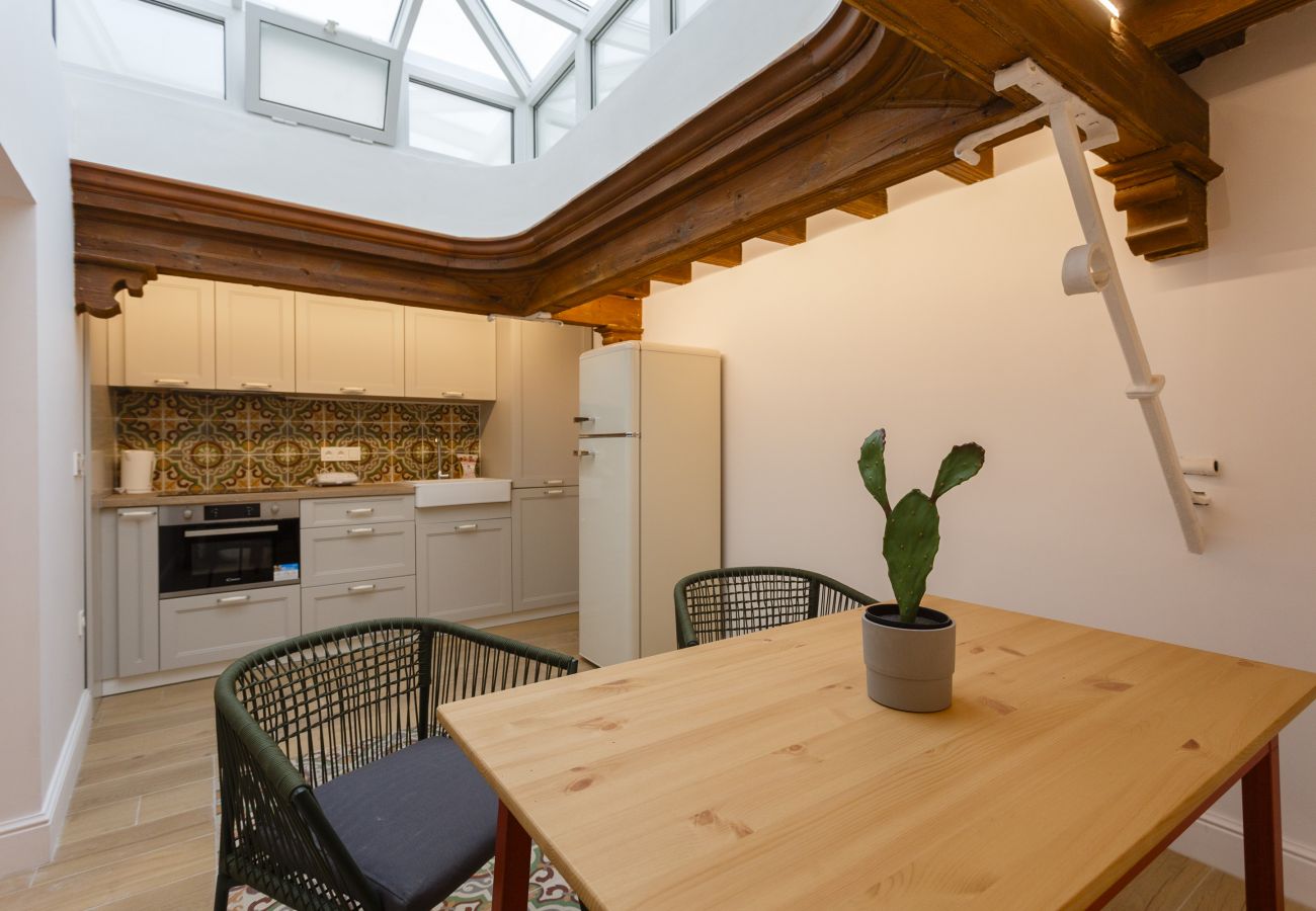 Estudi en Cádiz - Estudio Amor BRUJO by Cadiz4Rentals	