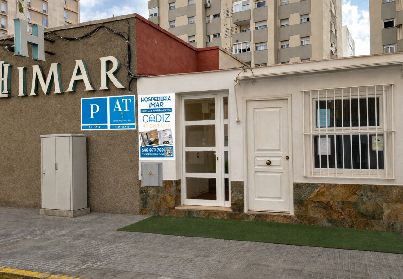 Lloguer per habitacions en Cádiz - Habitaciò doble - Hostal IMAR by Cadiz4Rentals