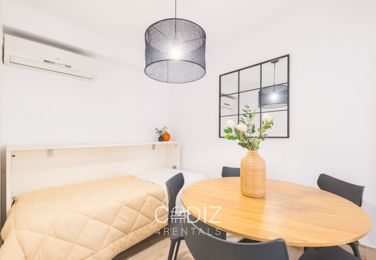 Apartament en Cádiz - Apartament amb pati - Hostal IMAR by Cadiz4Rentals