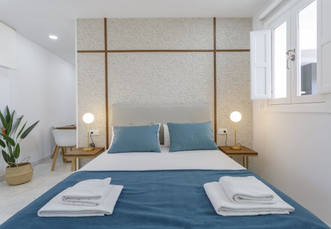  in Cádiz - Outdoor studio without terrace - BRUJULA by Cadiz4Rentals