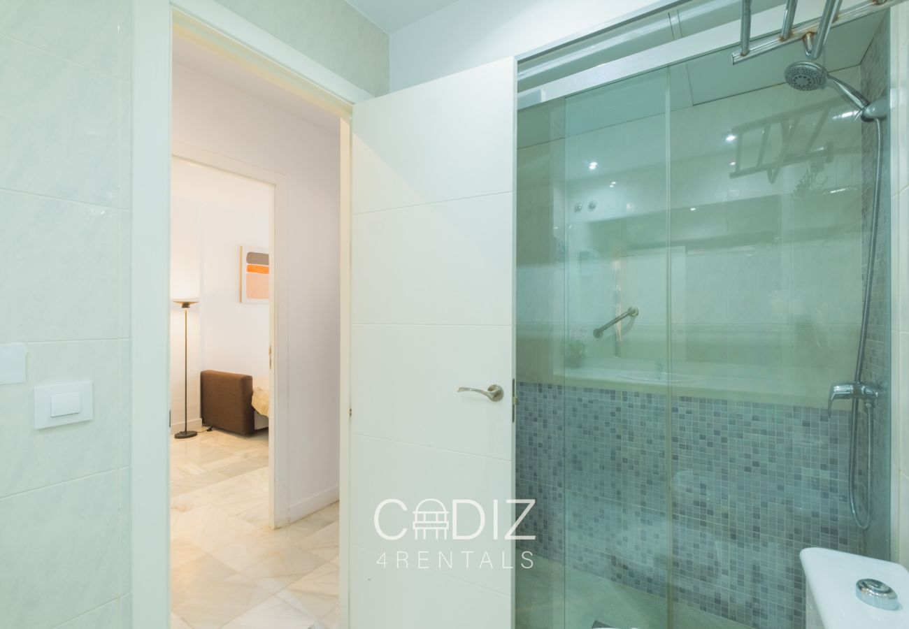 Apartment in Cádiz - 1  Superior Bedroom Apartment - IMAR by Cadiz4Rentals