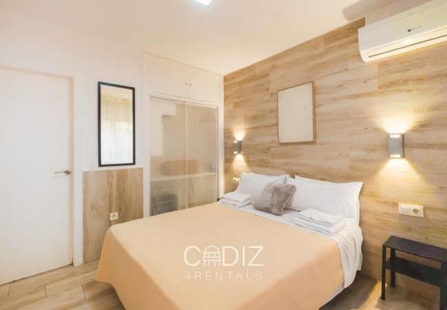 Rent by room in Cádiz - Double room - IMAR Hostel by Cadiz4Rentals