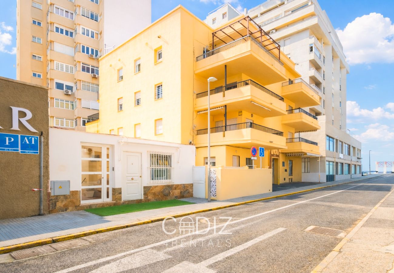 Rent by room in Cádiz - Double room - IMAR Hostel by Cadiz4Rentals