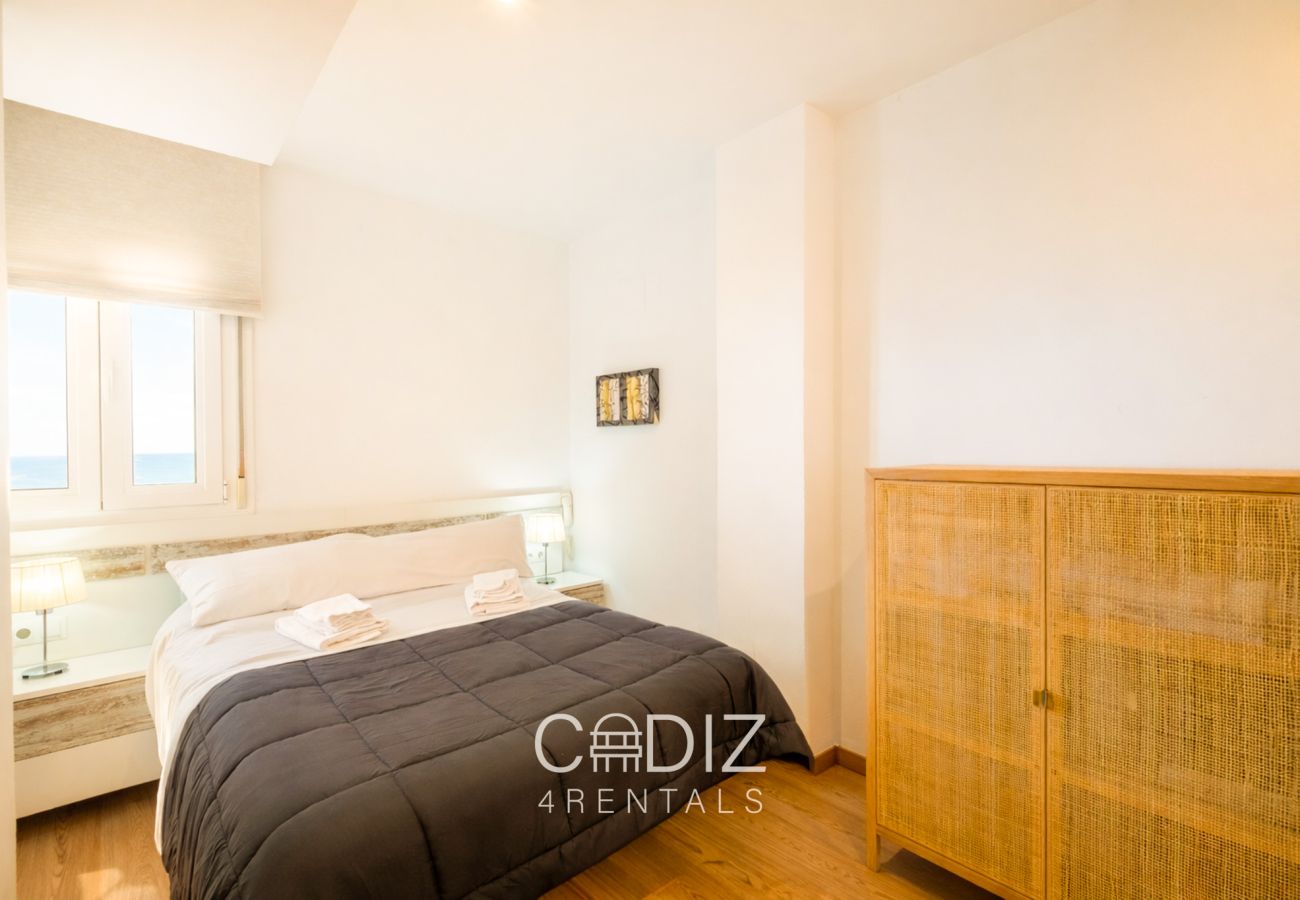 Apartment in Cádiz - ORILLITA Beach by Cadiz4Rentals
